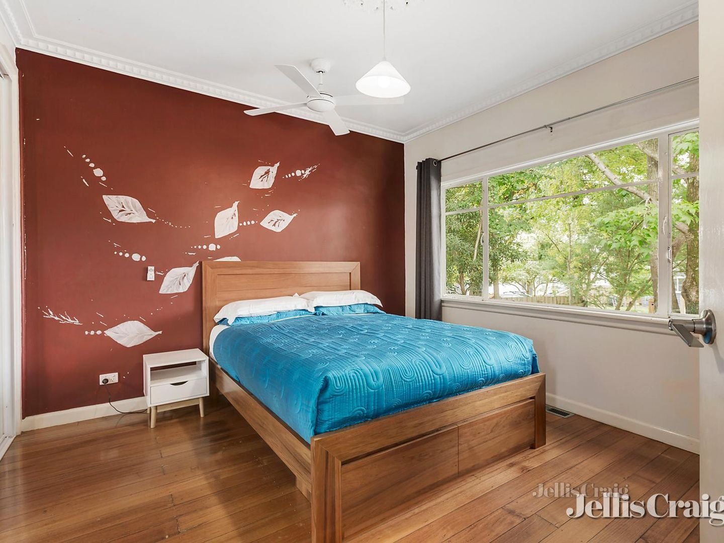 8 Robinson Street, Croydon image 6