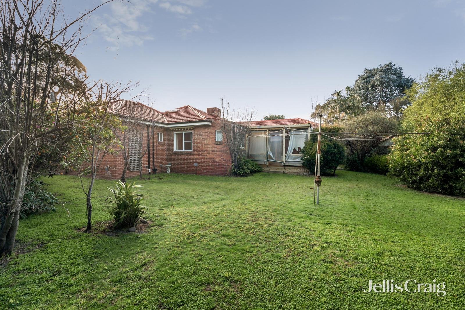 8 Royal Terrace, Highett image 2