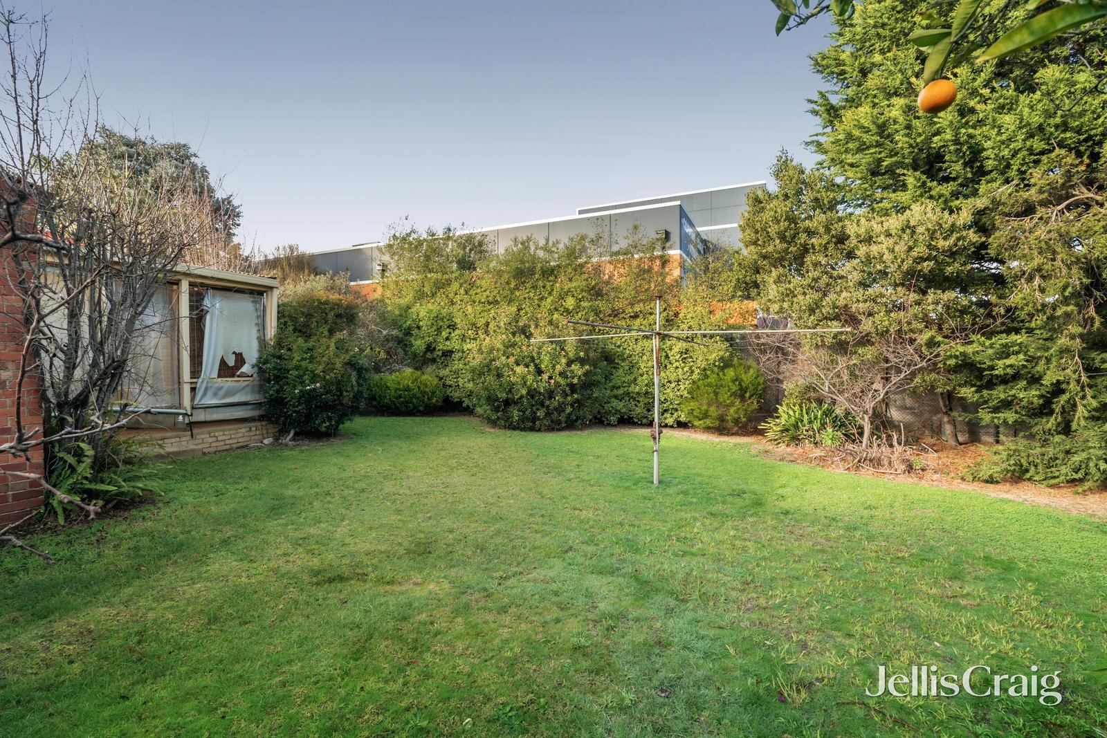 8 Royal Terrace, Highett image 3