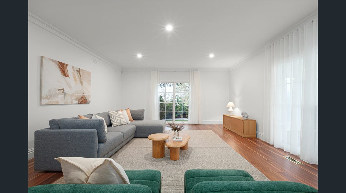 8 Ruhbank Avenue, Balwyn image 3