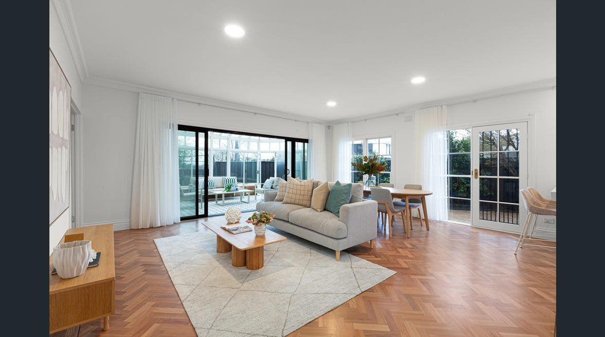 8 Ruhbank Avenue, Balwyn image 5