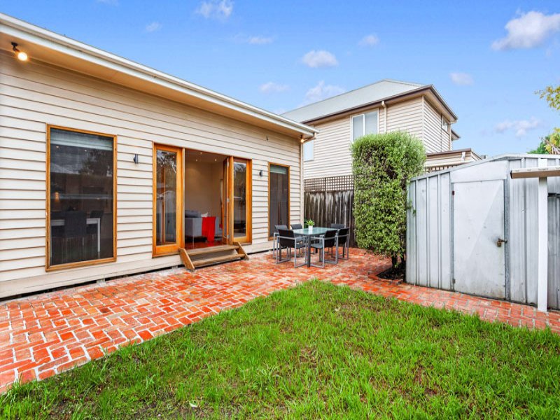 8 Salisbury Street YARRAVILLE