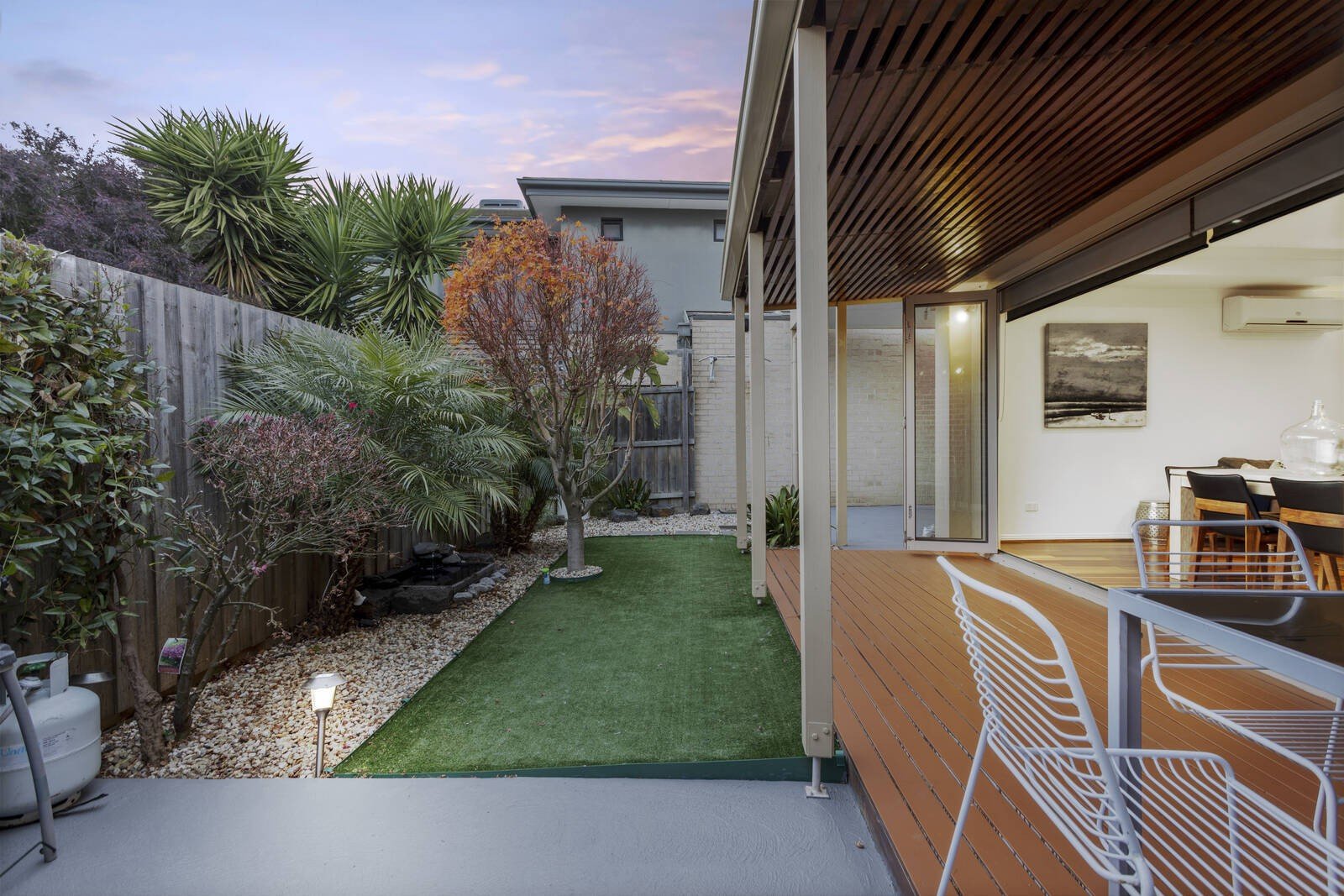 8 Scanlan Street, Bentleigh East image 7