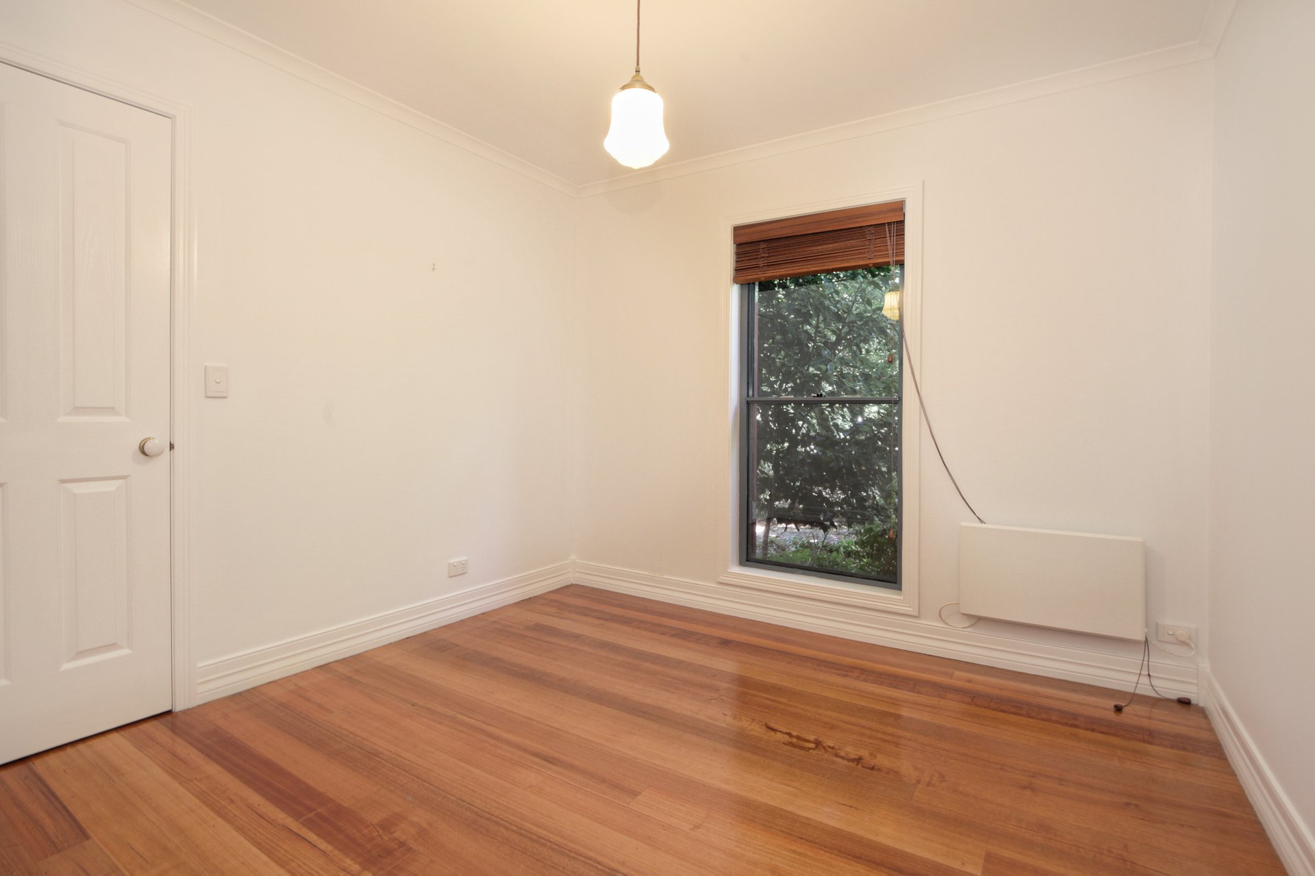 Property Gallery Thumbnail 14