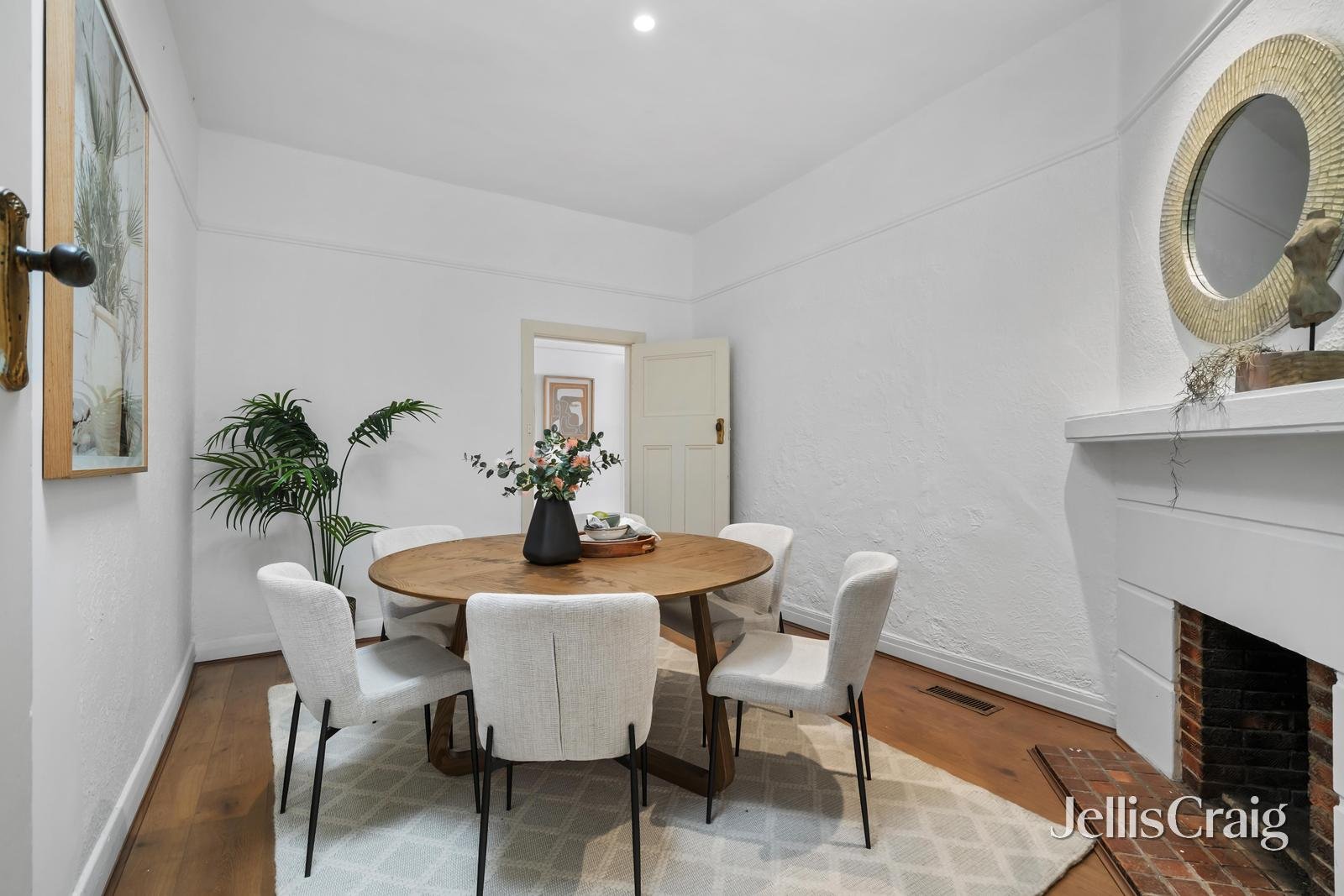 8 Scottsdale Street, Surrey&nbsp;Hills image 6