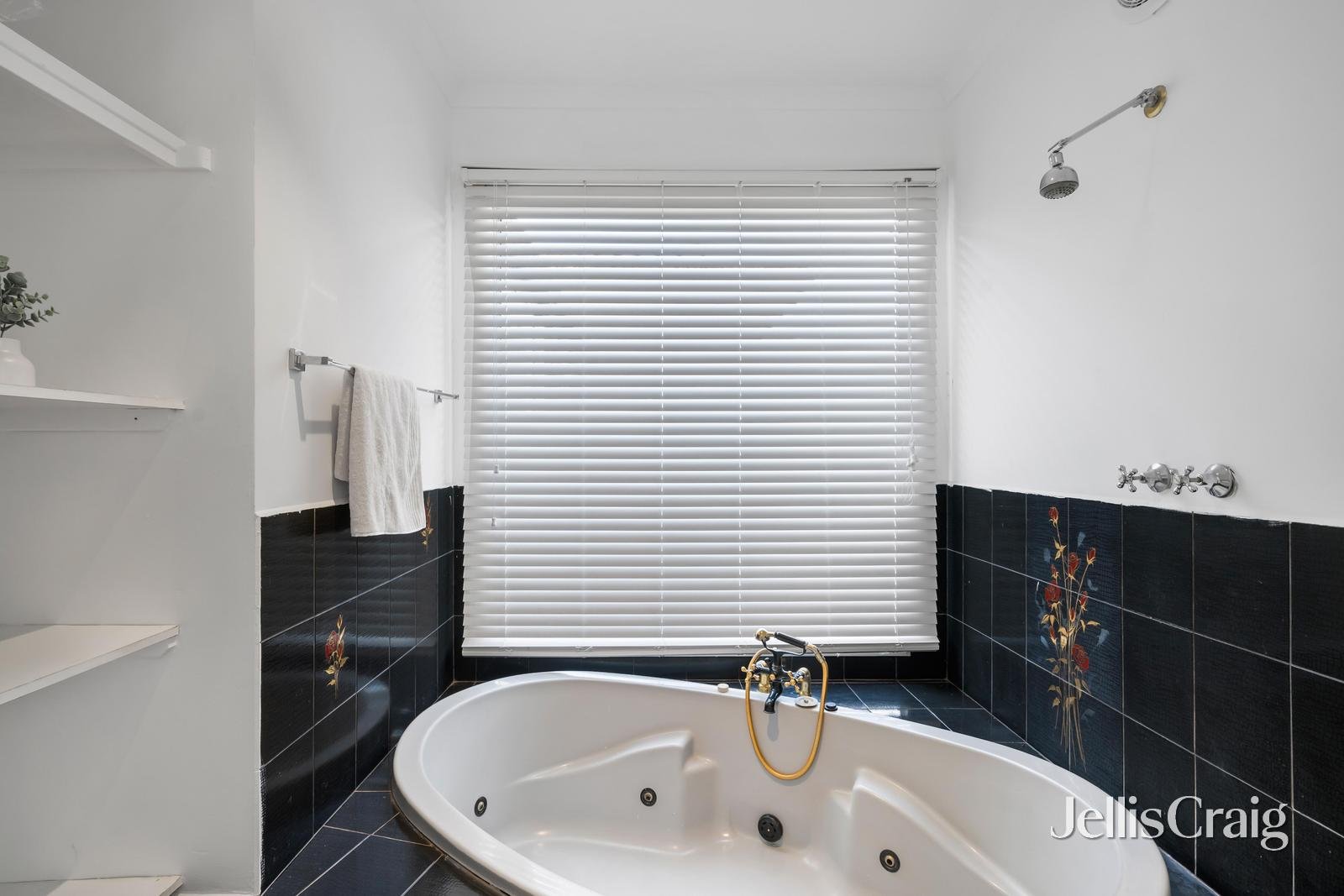 8 Scottsdale Street, Surrey&nbsp;Hills image 9