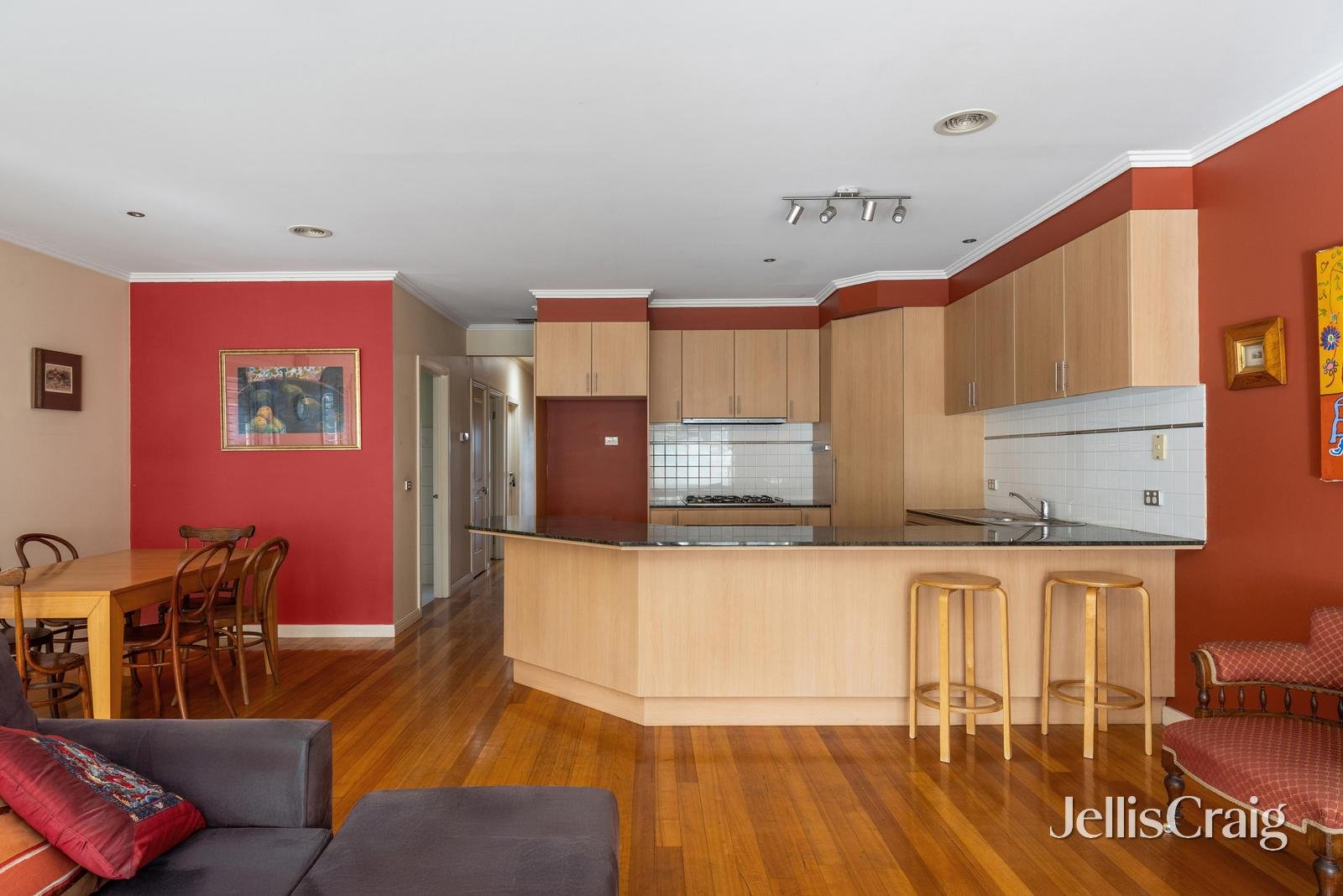 8 Severn Street, Newport image 3