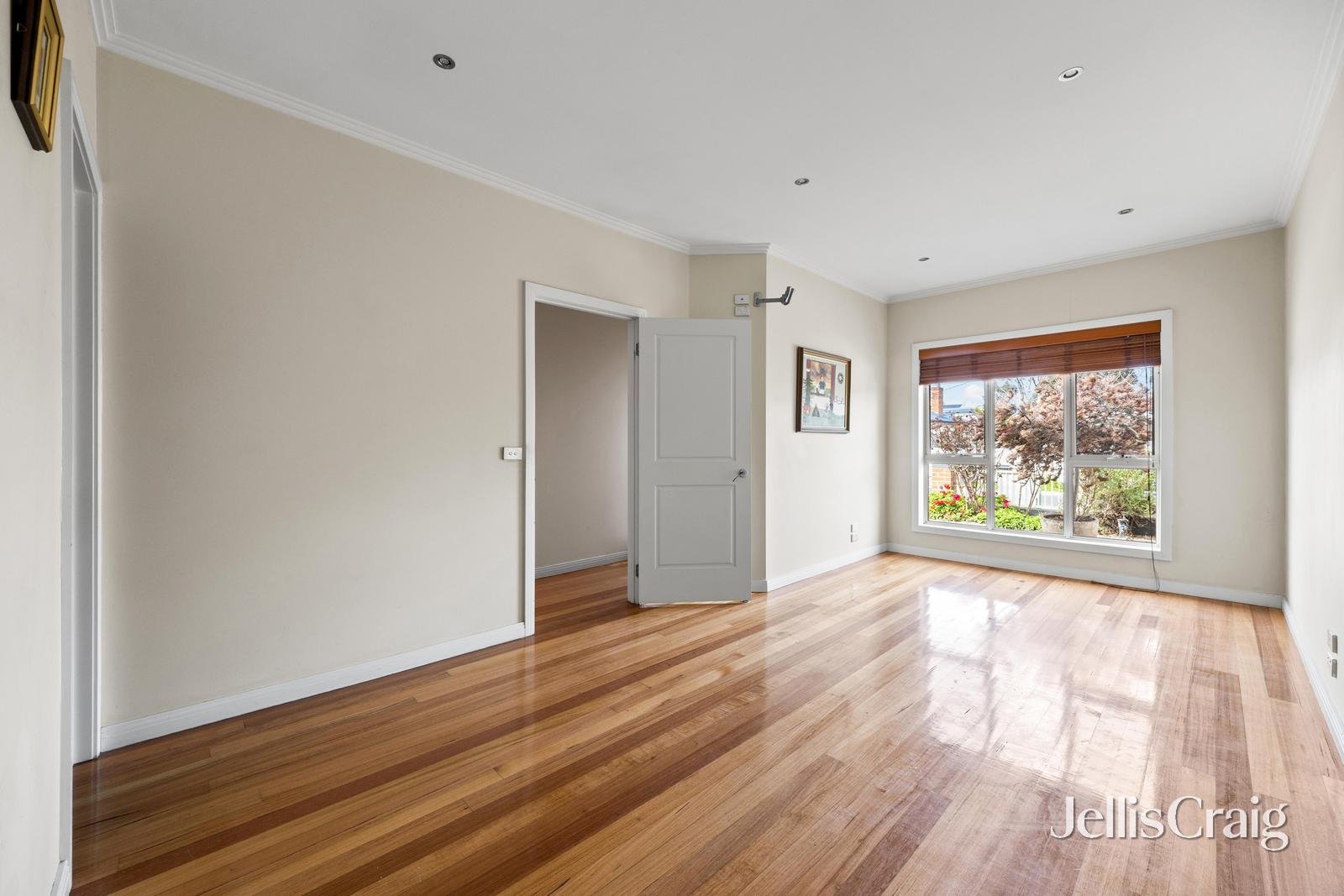 8 Severn Street, Newport image 9
