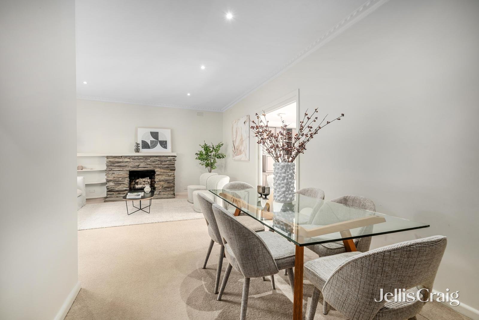 8 Sewell Street, Mont Albert North image 4
