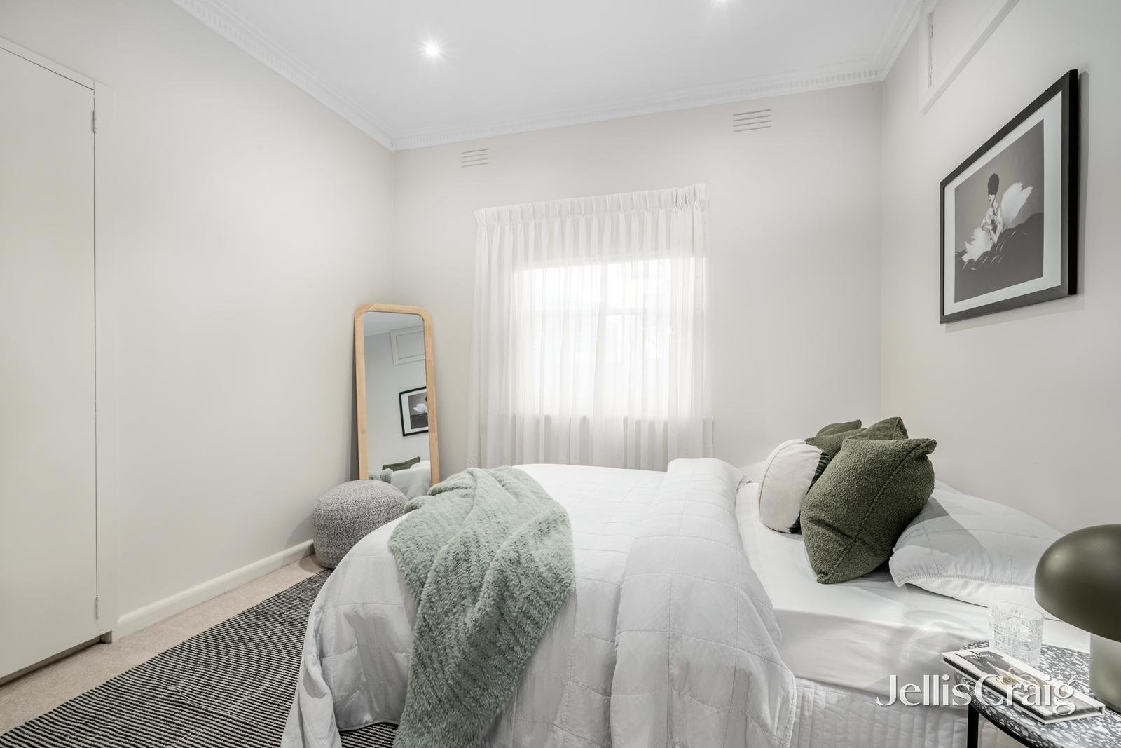 8 Sewell Street, Mont Albert North image 9