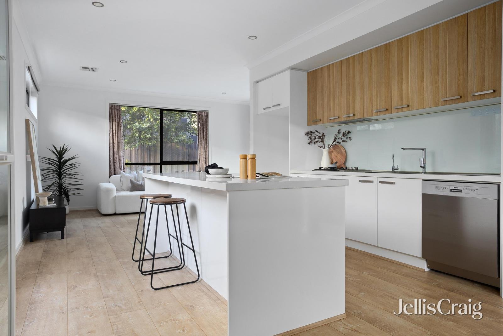 8 Skeggs Crescent, Heidelberg Heights image 3