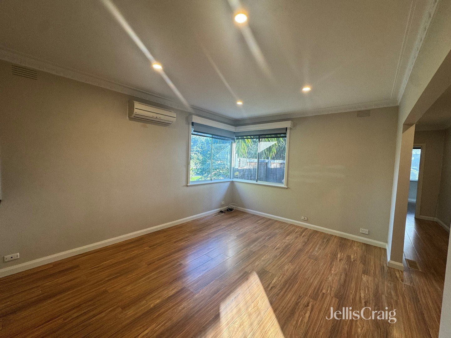 8 Southam Street, Brunswick&nbsp;West image 1