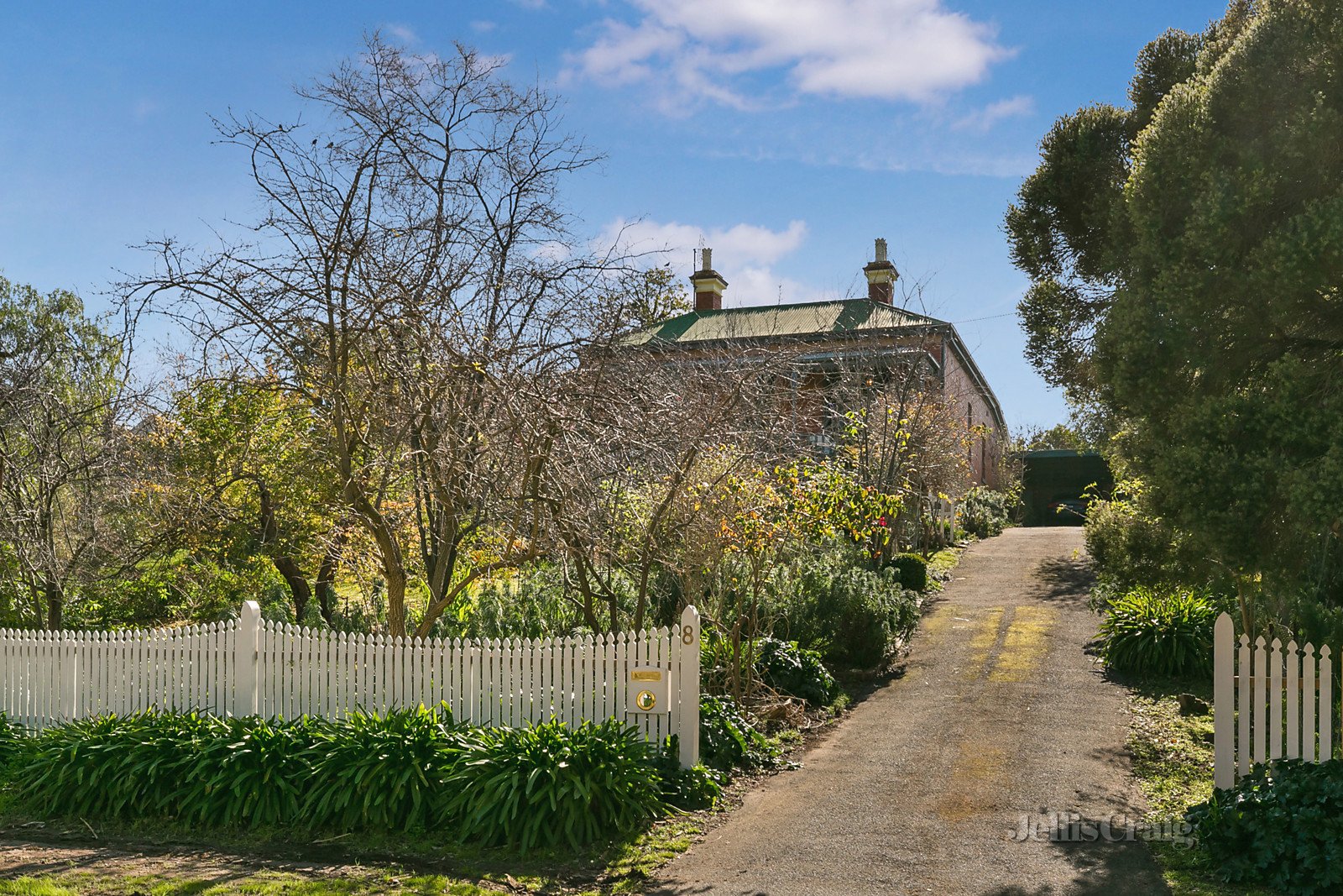 8 Spring Street, Maldon image 18