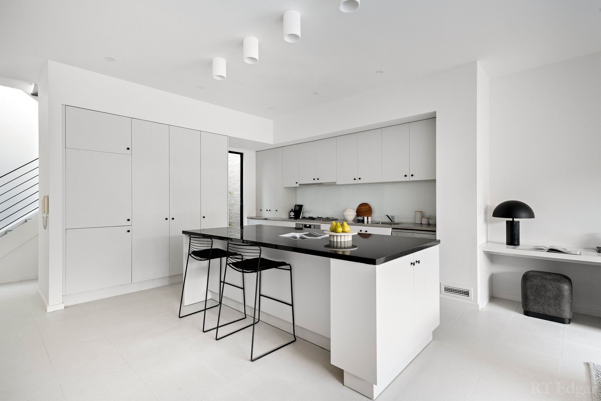 Property Gallery Thumbnail 3