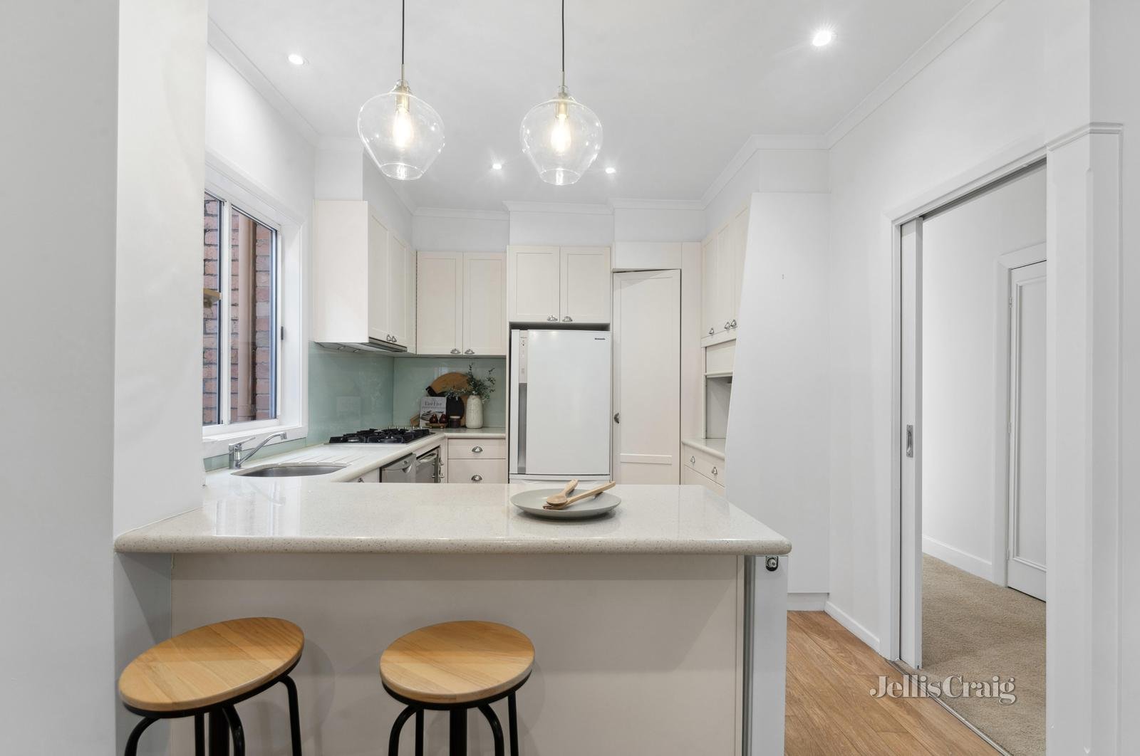 8 St Aidans Drive, Lake Wendouree image 6