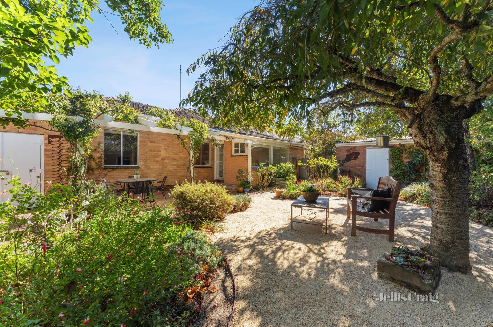 8 St Aidans Drive, Lake Wendouree image 9