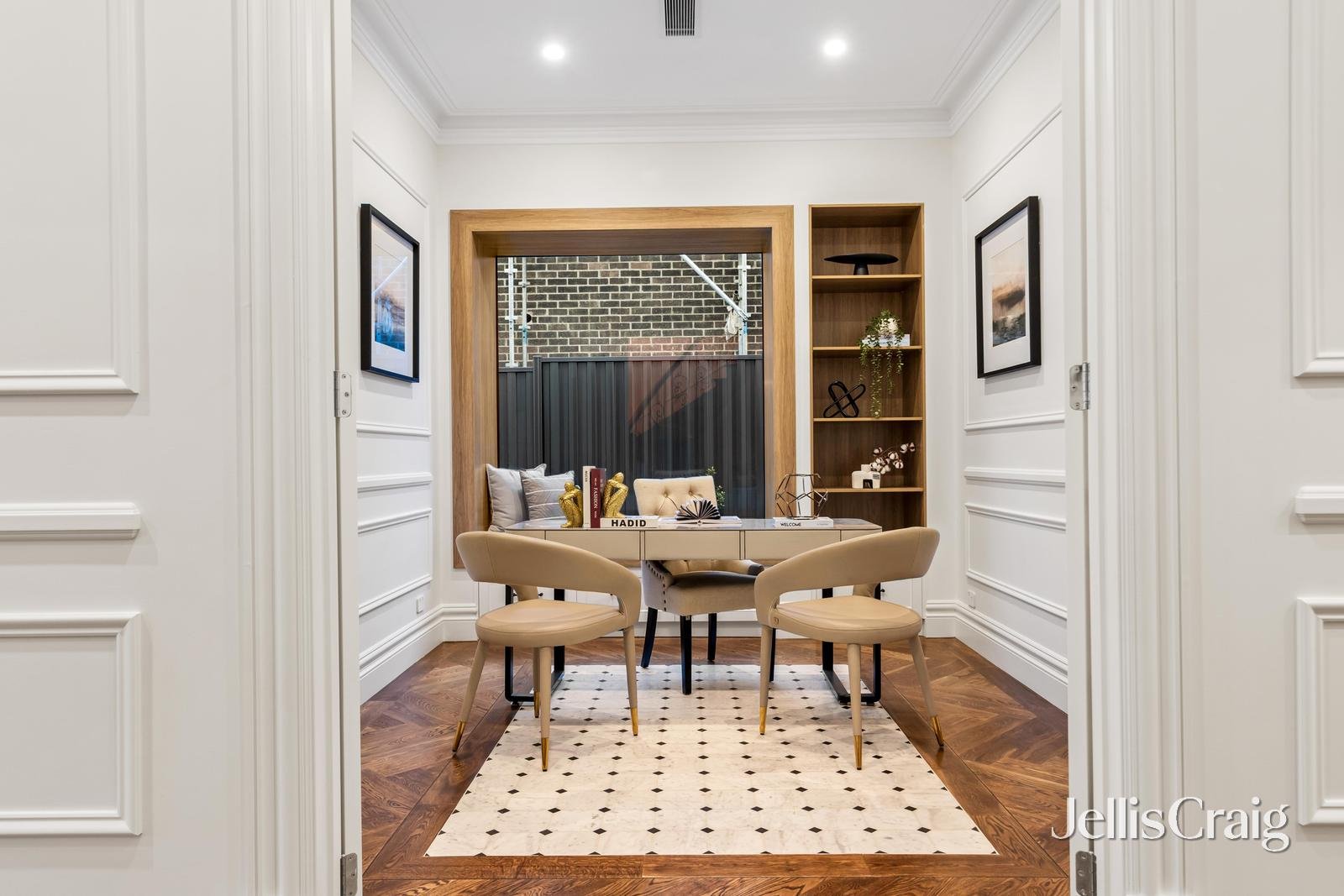 8 St Albans Street, Mount Waverley image 11
