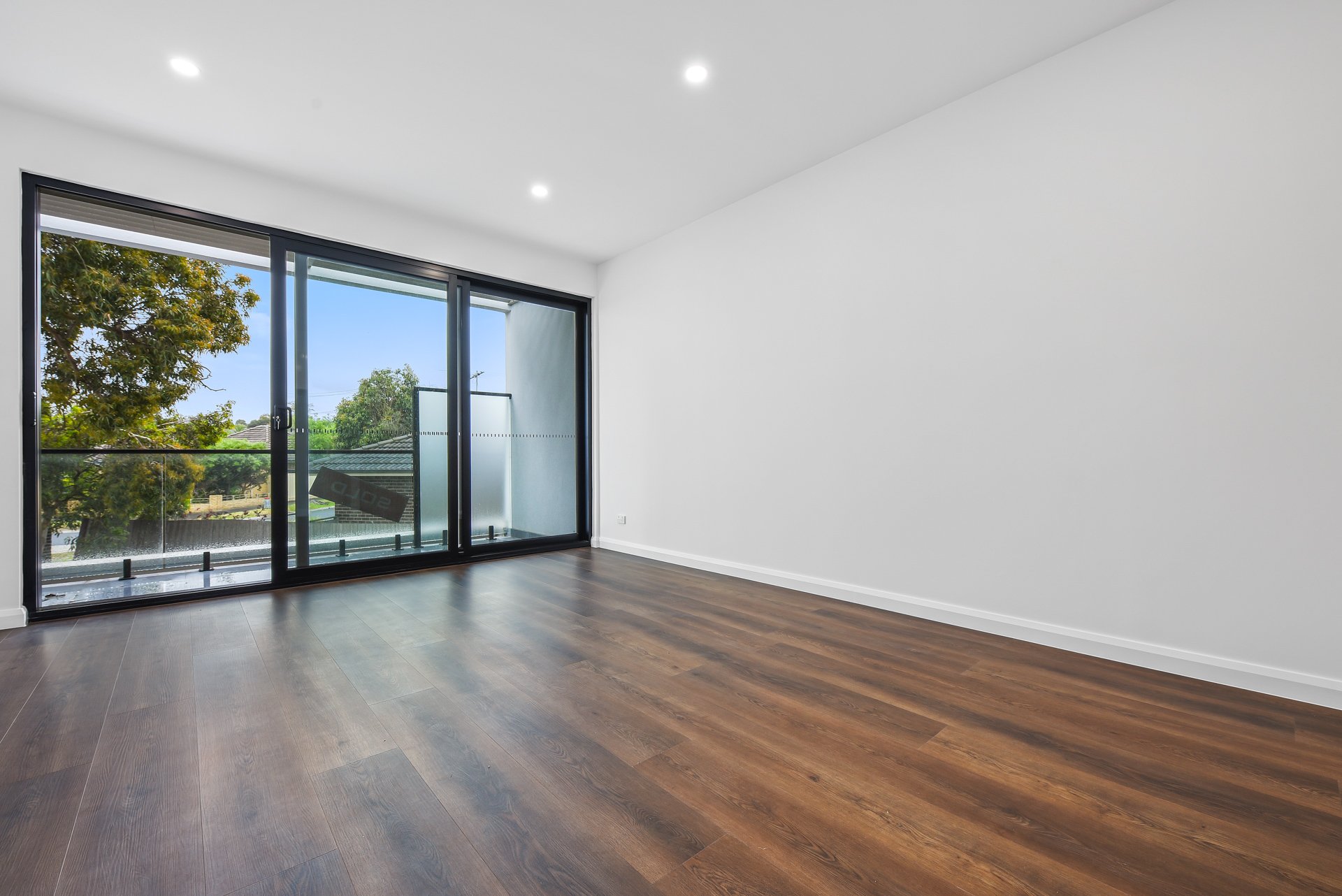 8 Stanford Close (entry via Lebanon Crescent), Mulgrave image 2