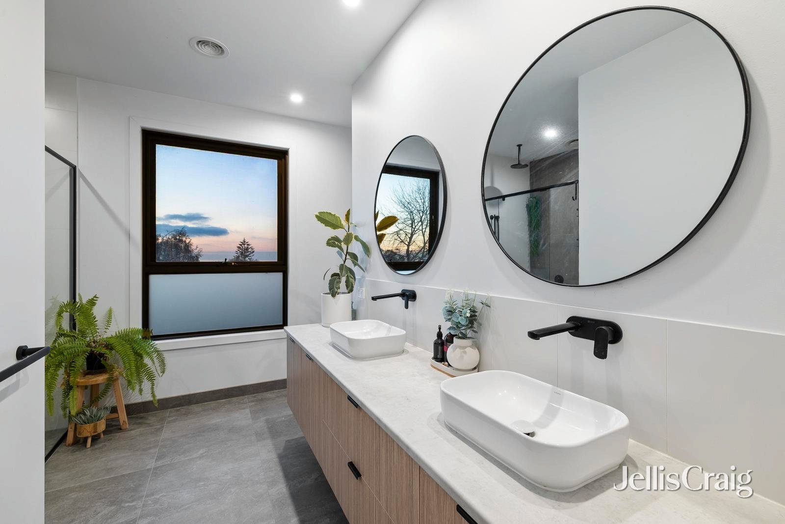 8 Stawell Street, Dromana image 11