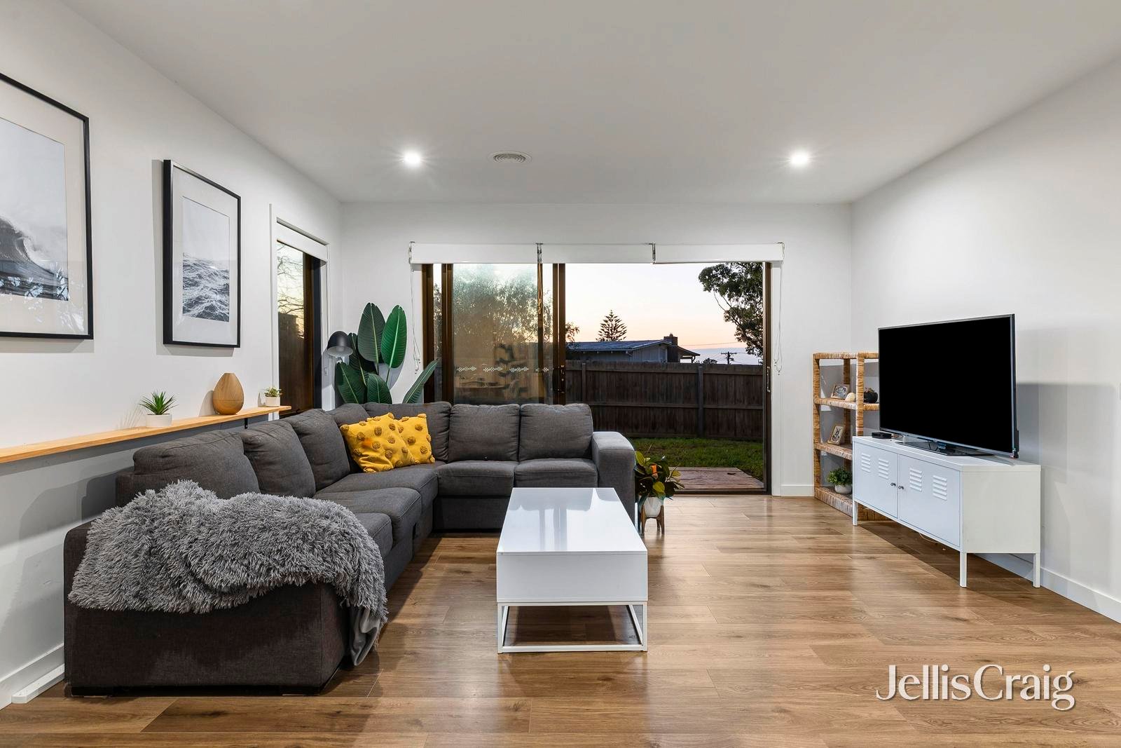 8 Stawell Street, Dromana image 12