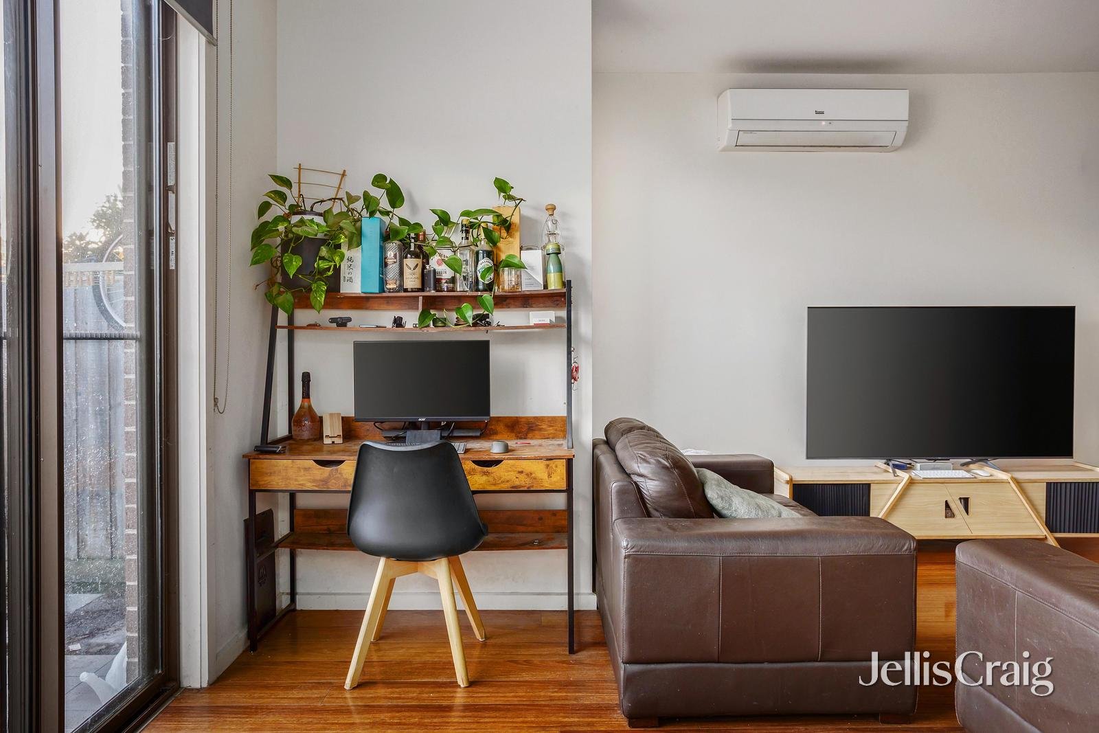 8 Stellar Place, Bundoora image 2
