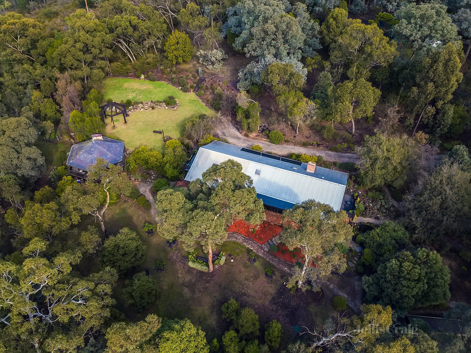 8 Stringybark Road, Eltham image 21