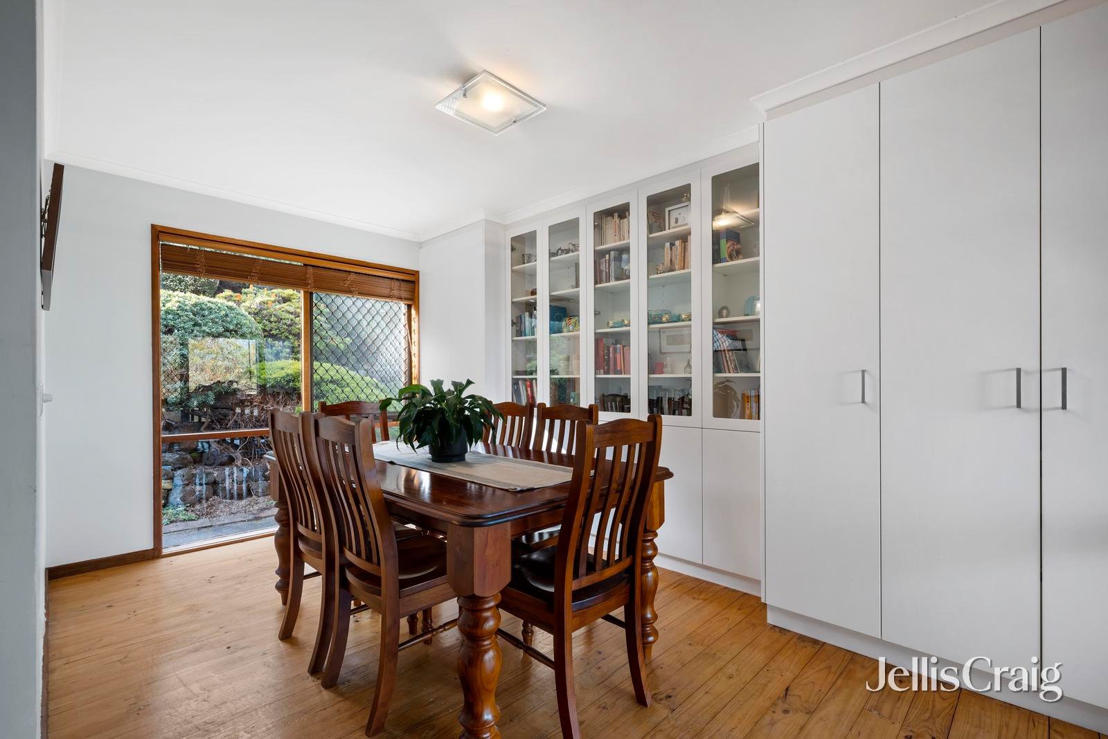 8 Struan Avenue, Mooroolbark image 6