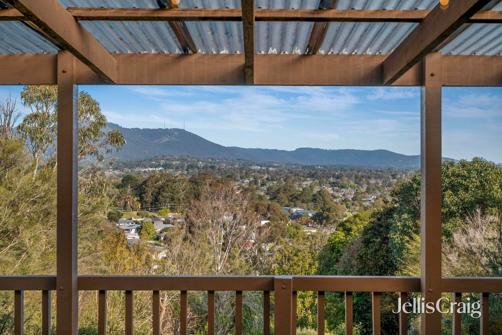 8 Struan Avenue, Mooroolbark image 14