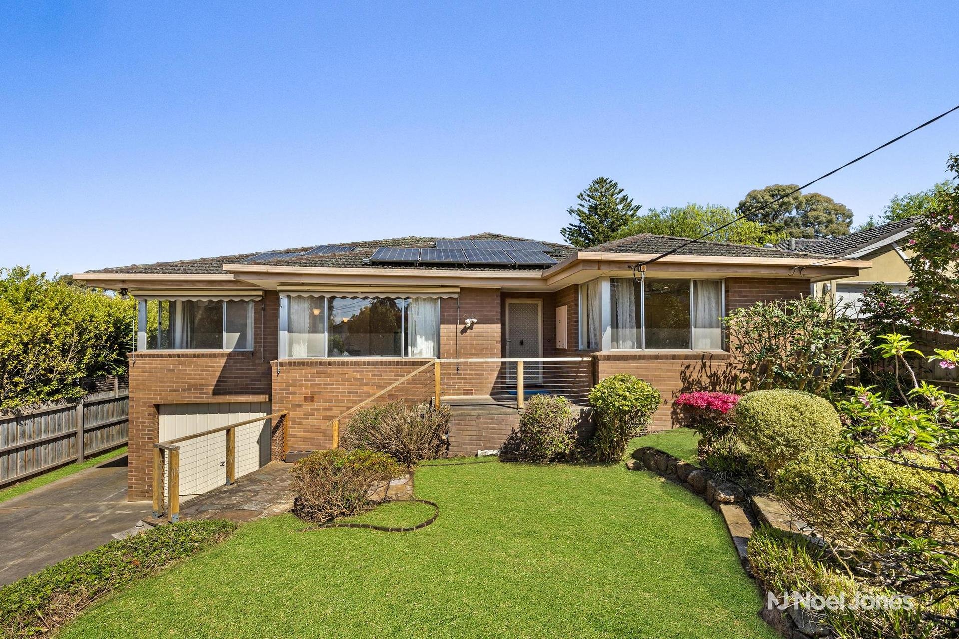 8 Sunhill Avenue, RINGWOOD VIC 3134 Noel Jones
