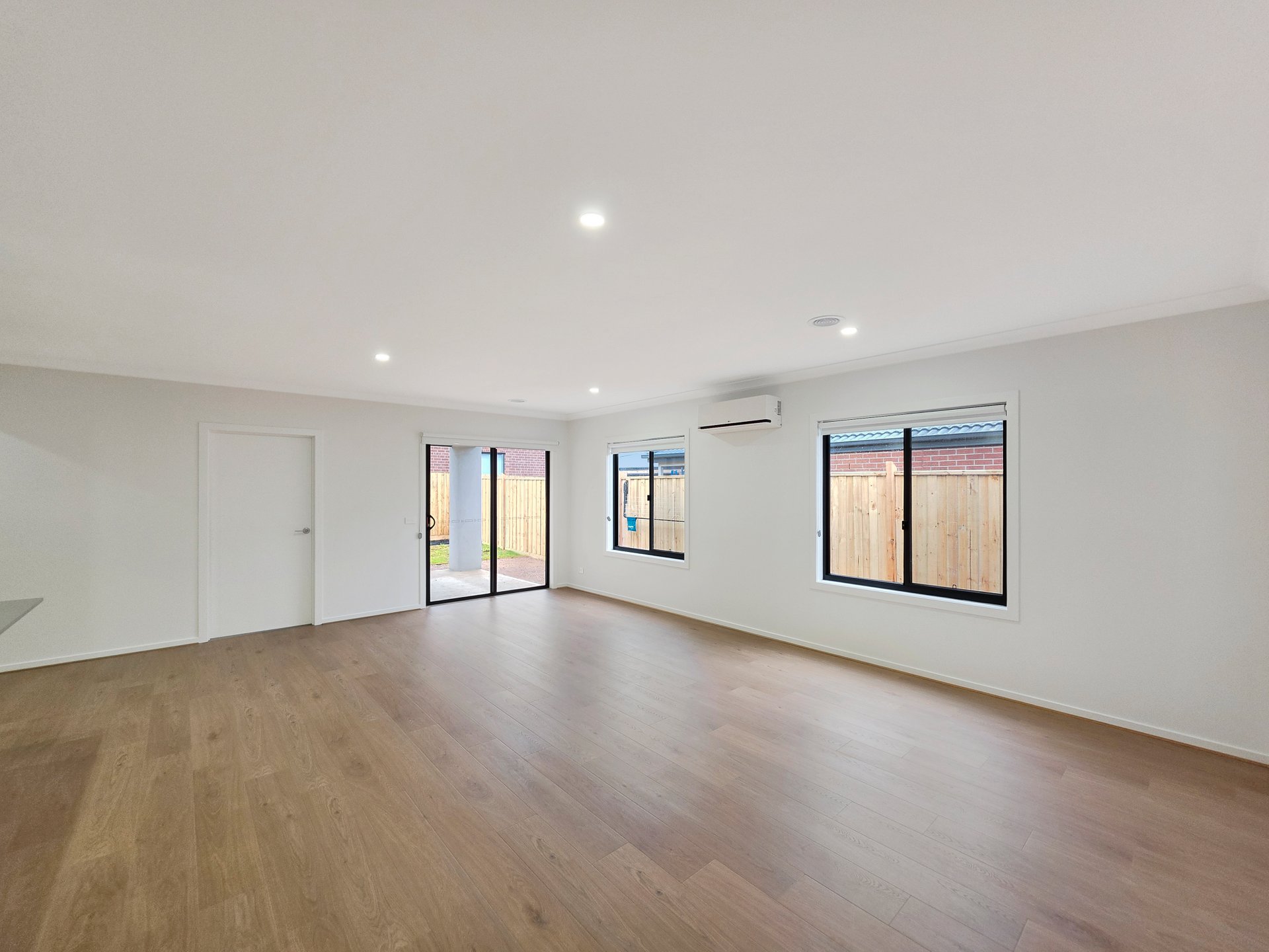 8 Sunrise Street, Armstrong&nbsp;Creek image 4