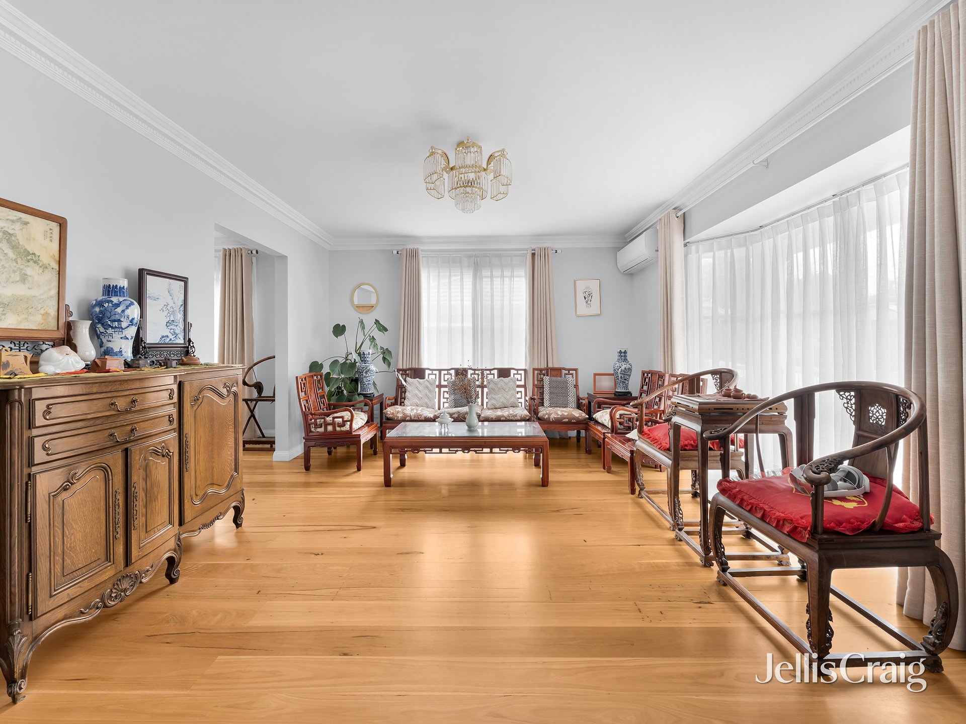 8 Swindon Avenue, Glen Waverley image 3