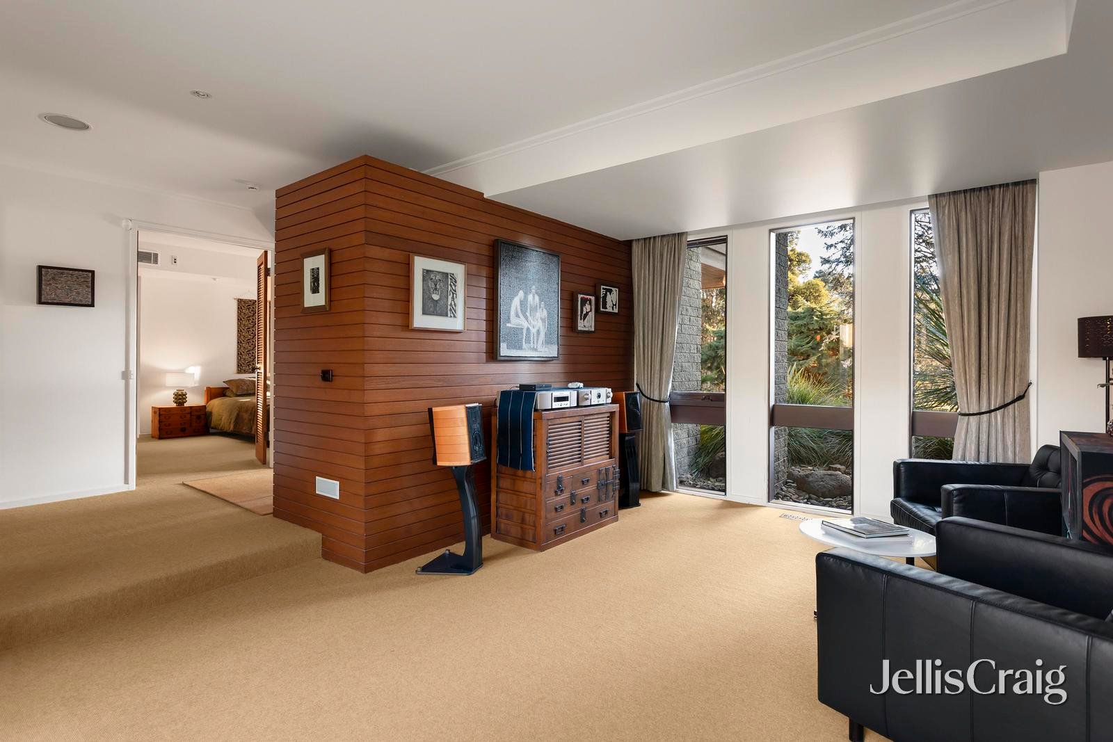 8 Tandarook Crescent, Donvale image 8