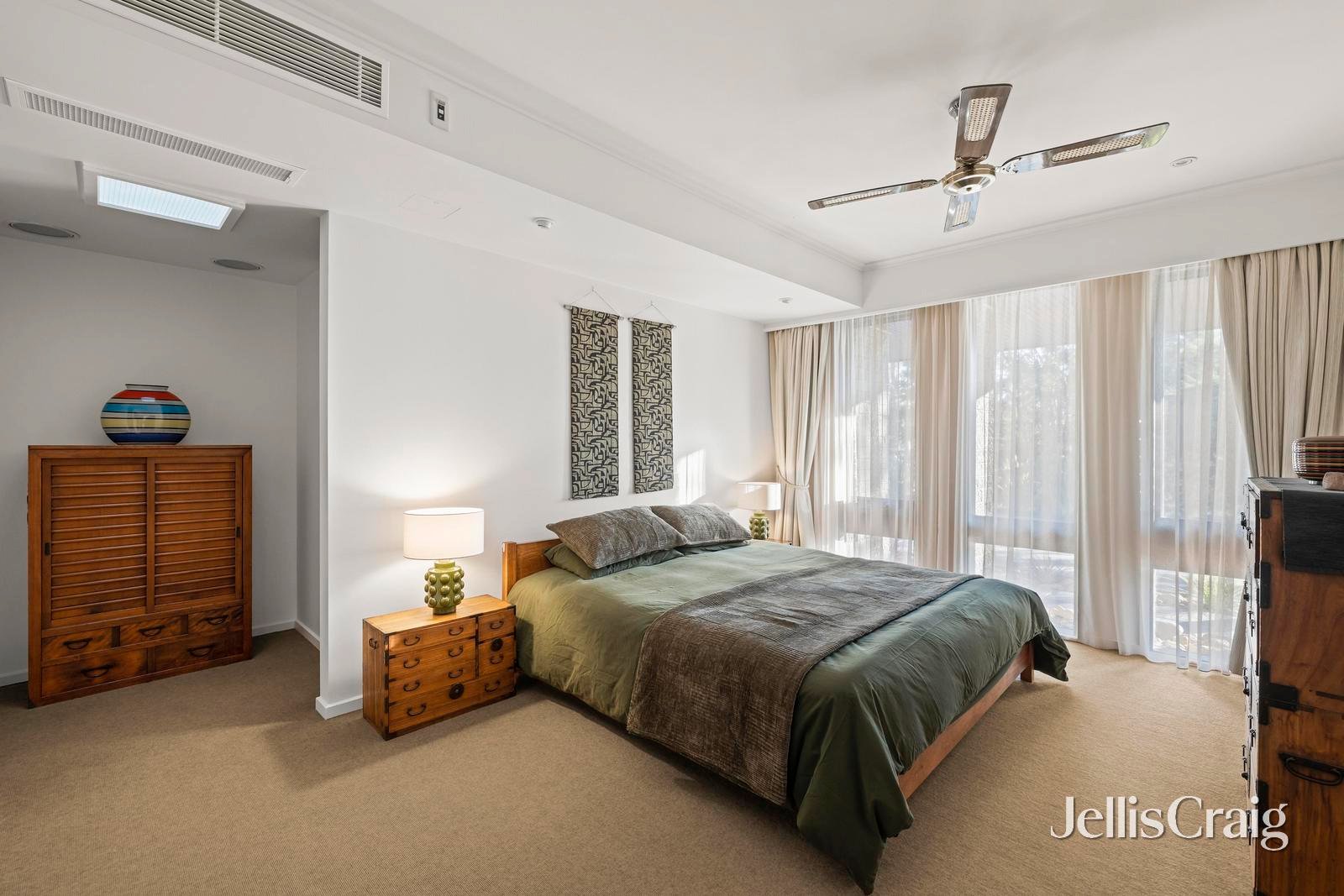 8 Tandarook Crescent, Donvale image 9