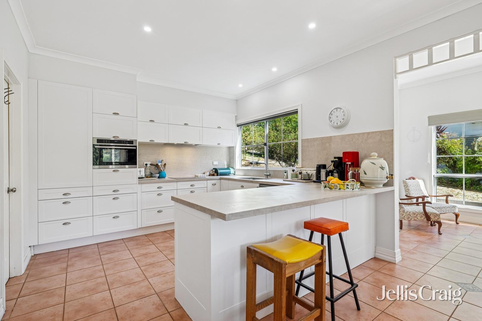 8 Tennyson Street, Woodend image 4