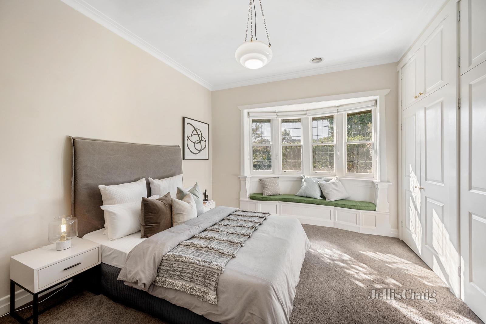 8 The Boulevard, Hawthorn image 8