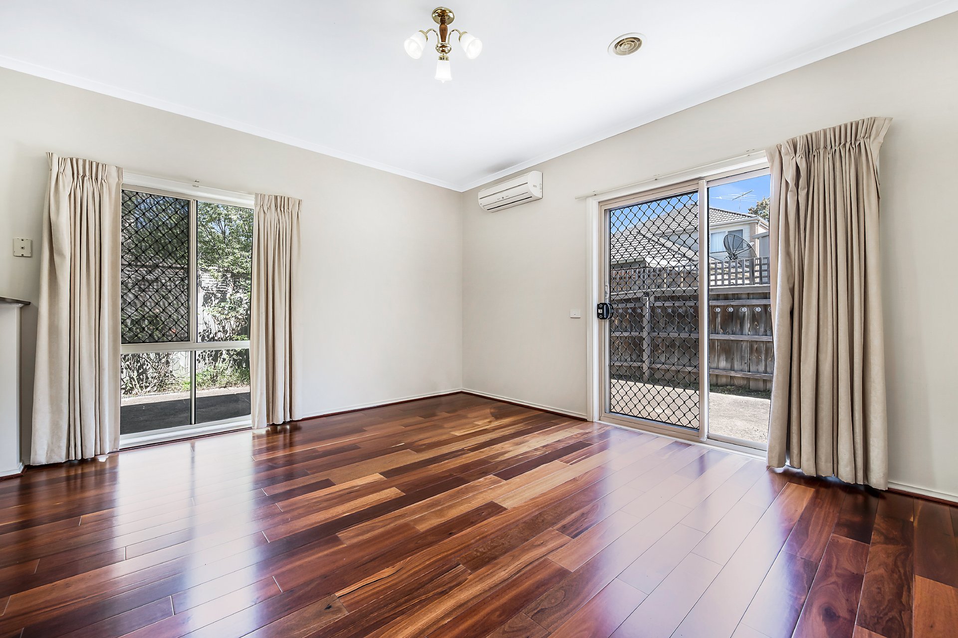 8 The Rise, Glen Waverley image 4