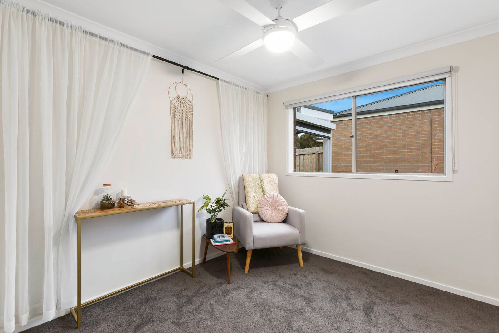 Property Gallery Thumbnail 8