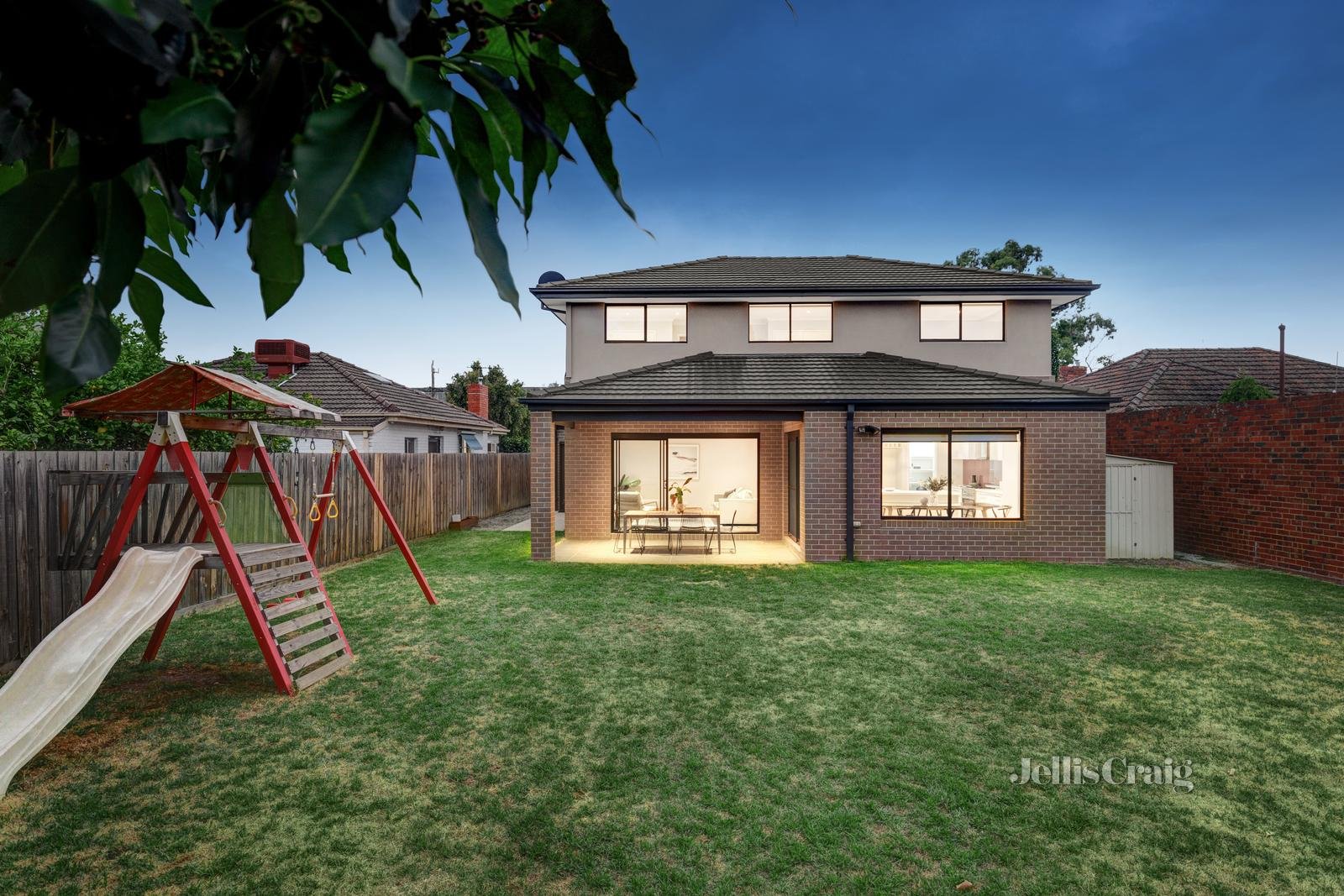 8 Tovan Akas Avenue, Bentleigh image 17