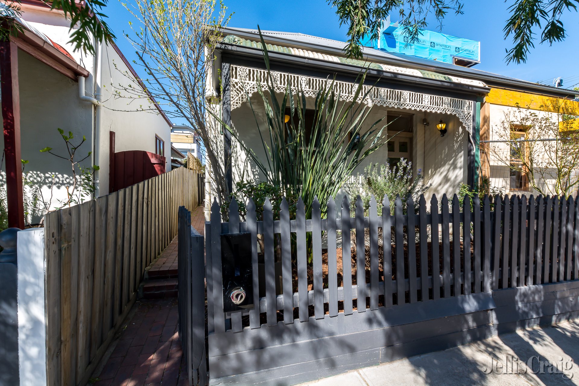 8 Trafford Street, Brunswick image 5