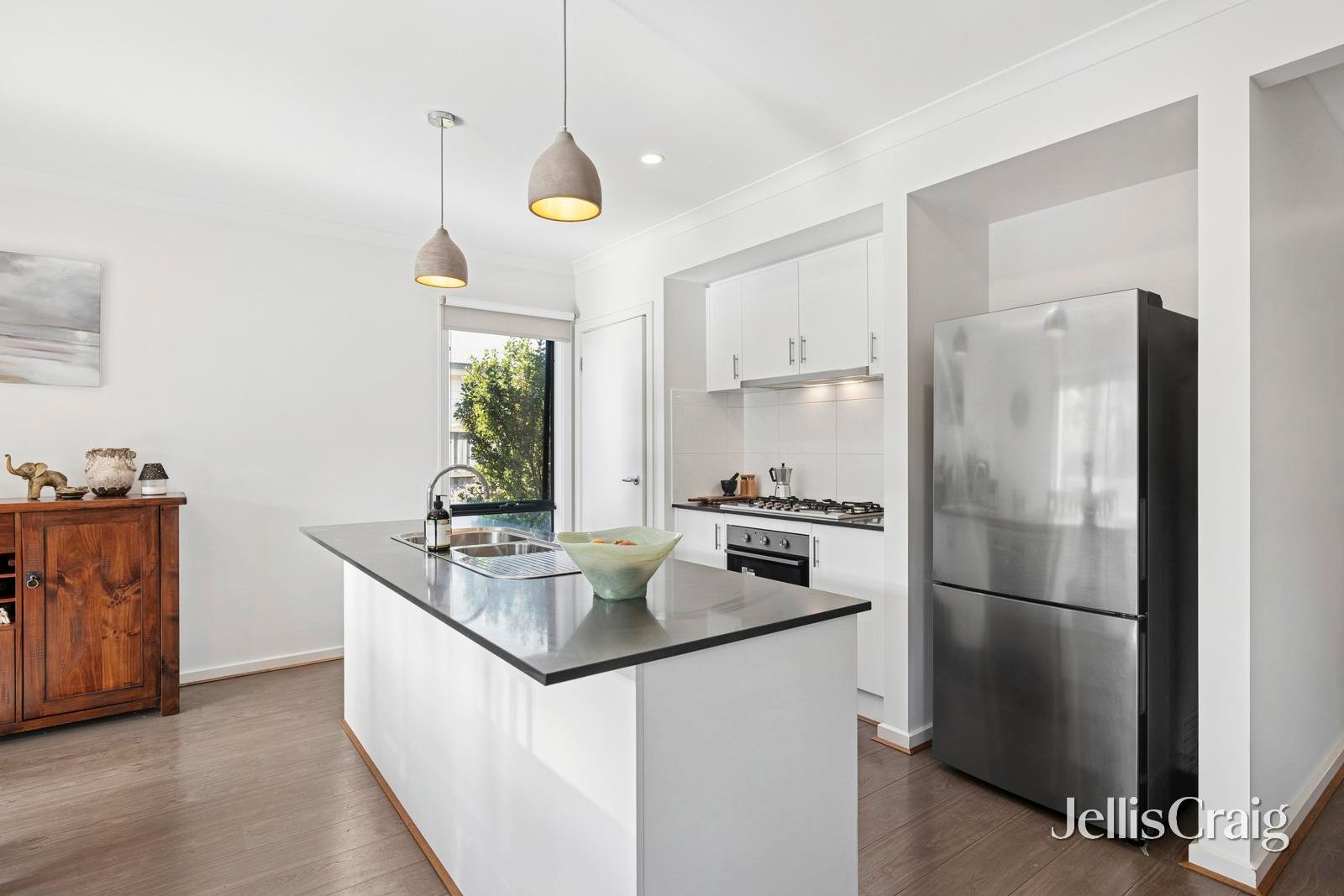 8 Tributary Way, Woodend image 5