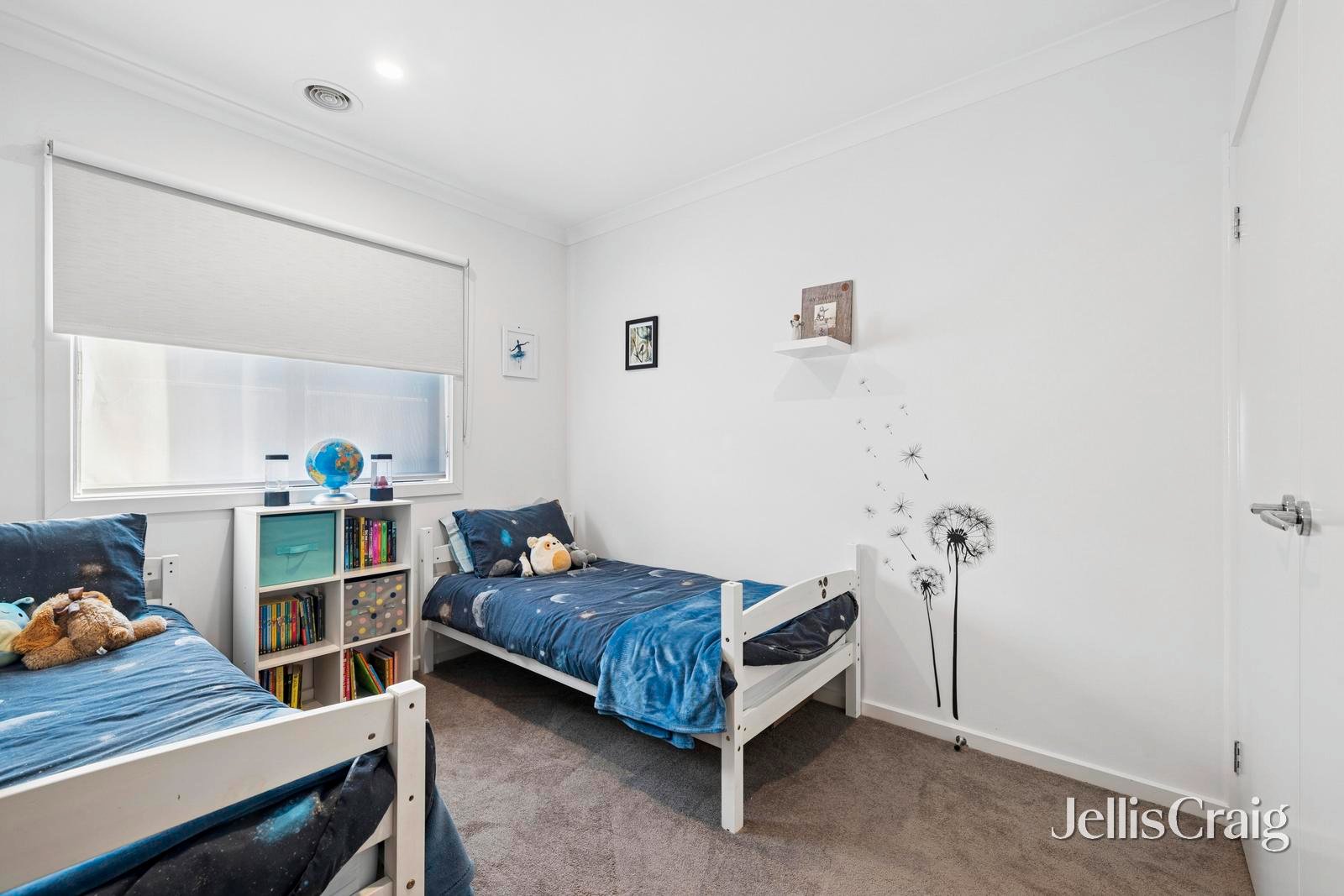 8 Tributary Way, Woodend image 12