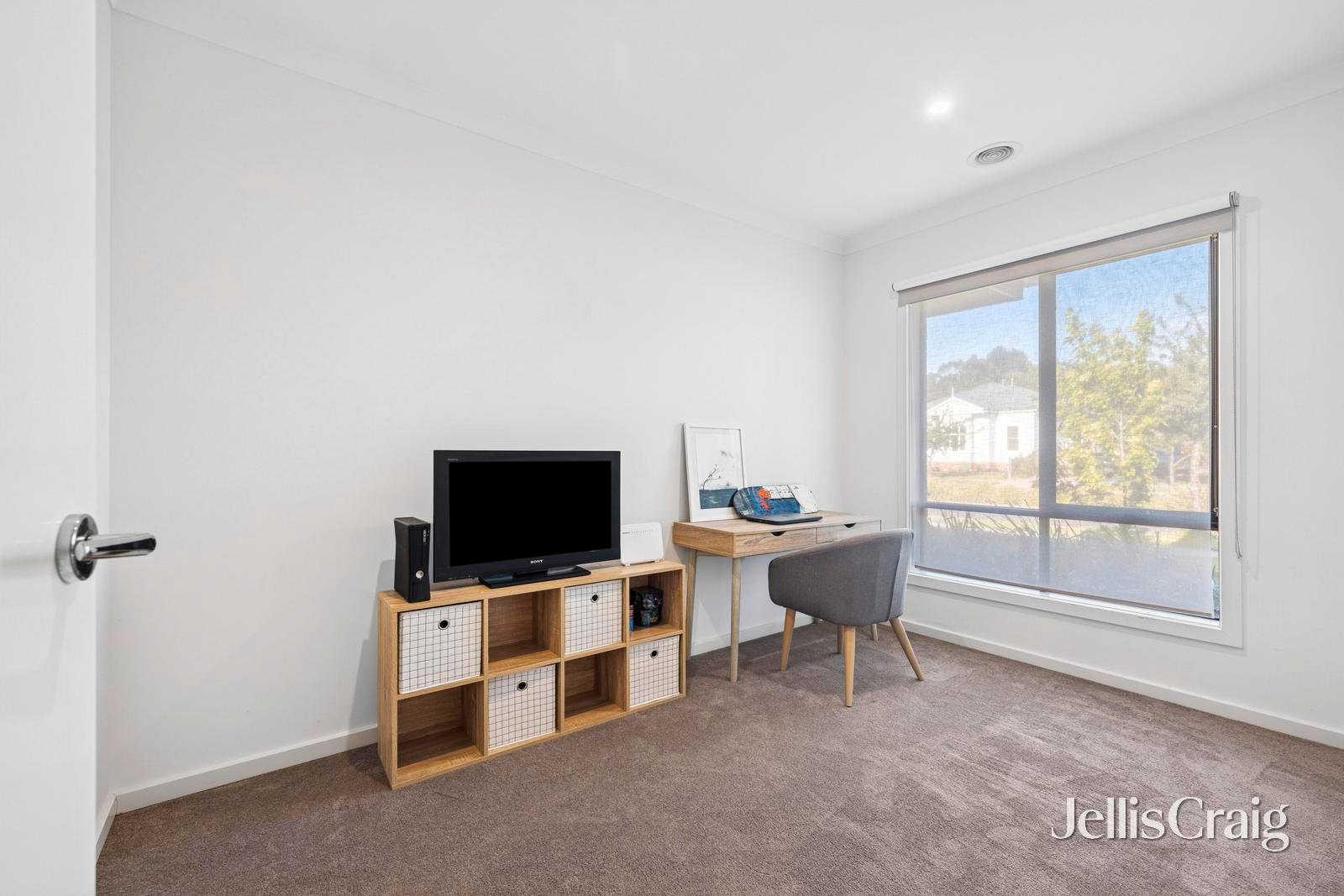 8 Tributary Way, Woodend image 13