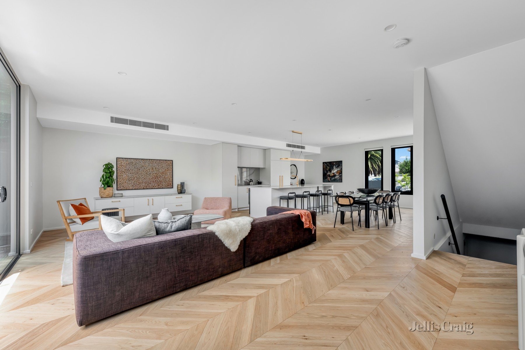 8 Truscott Street, Brunswick East image 3