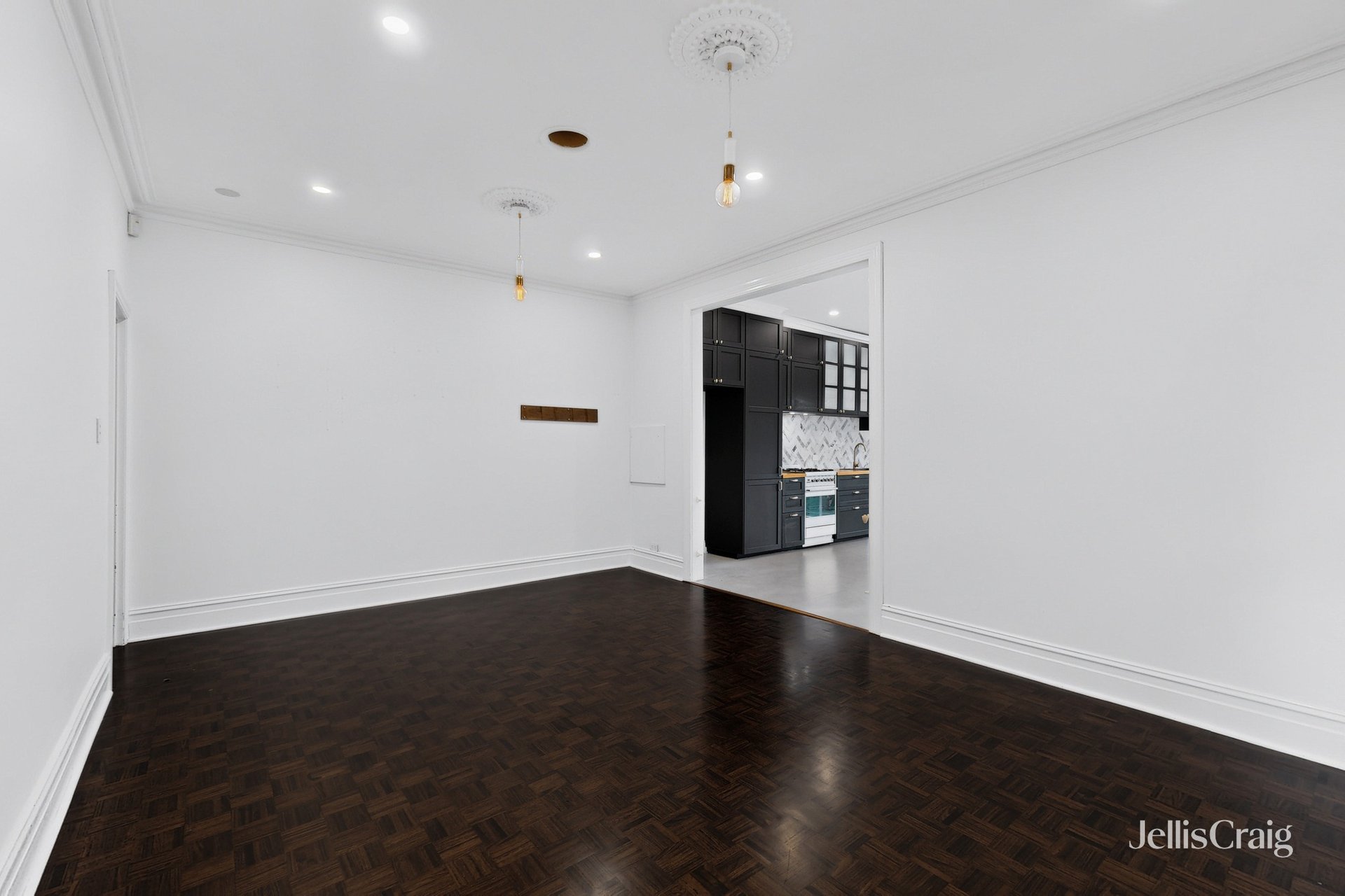 8 Tunbridge Street, Flemington image 4