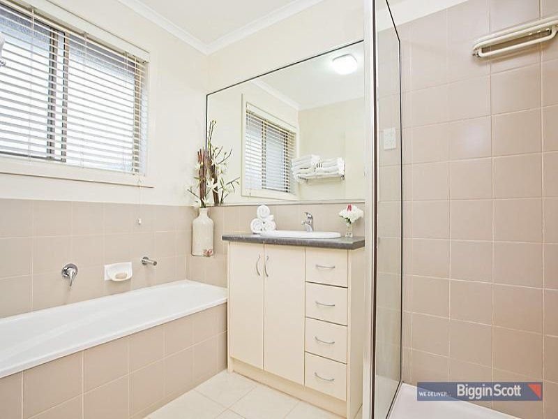 8 Twentyman Court, Seaholme image 5