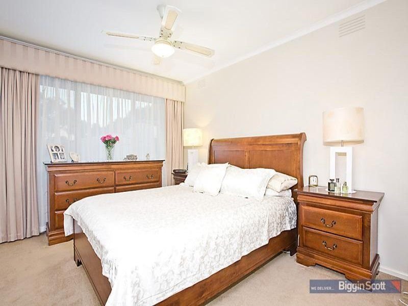 8 Twentyman Court, Seaholme image 6