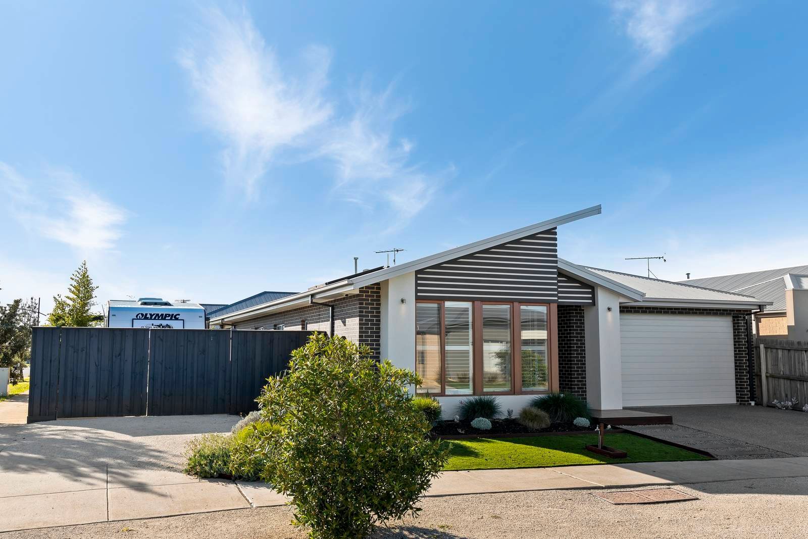 Property Gallery Thumbnail 13