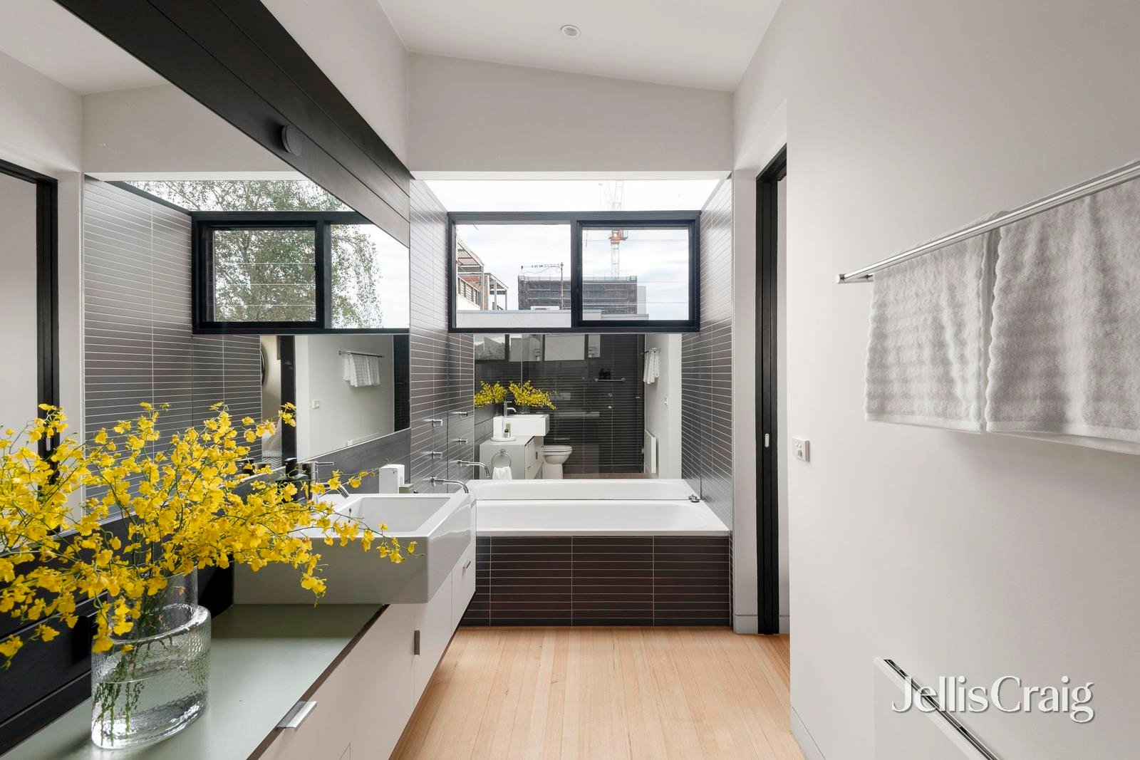 8 Tyson Street, Richmond image 9