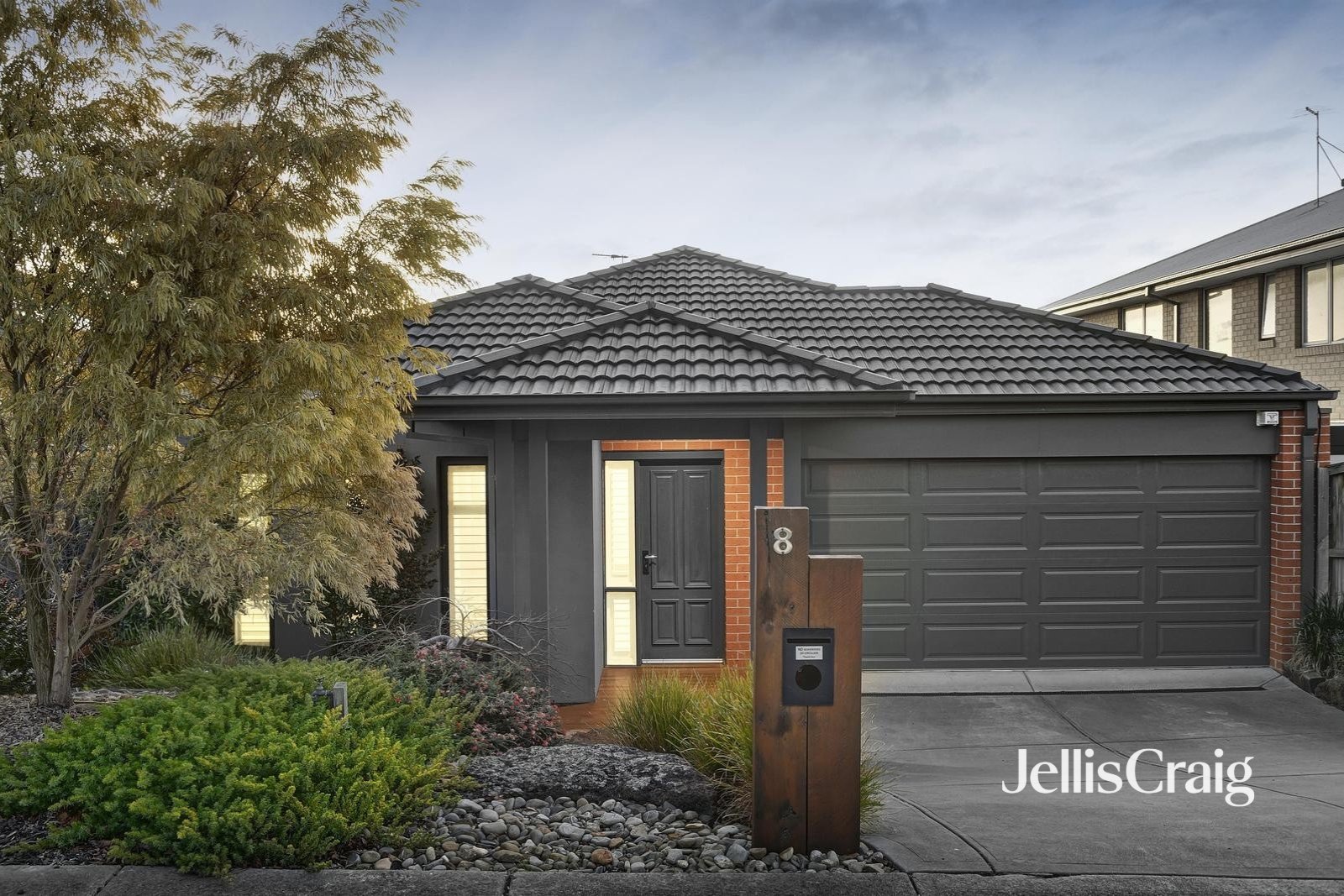 8 Viewhill Court, Doreen image 1