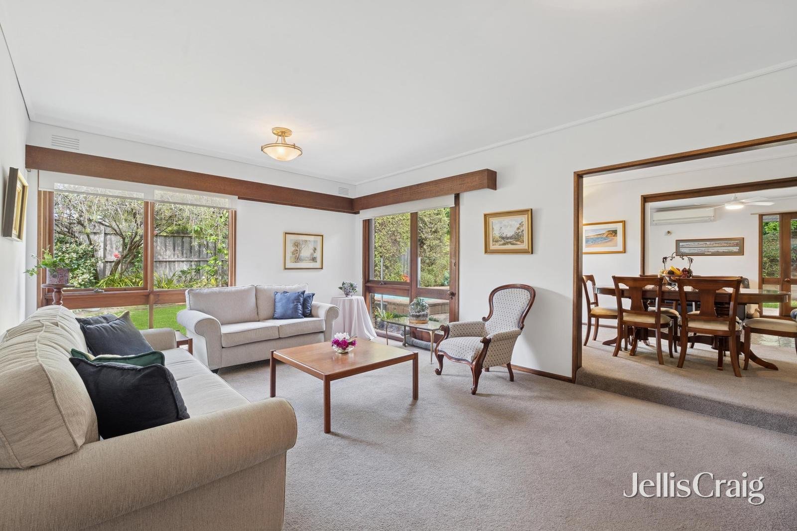 8 Viscount Drive, Doncaster image 3